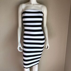 NWOT  BodyCon Strapless Striped Black White Dress Sz 2